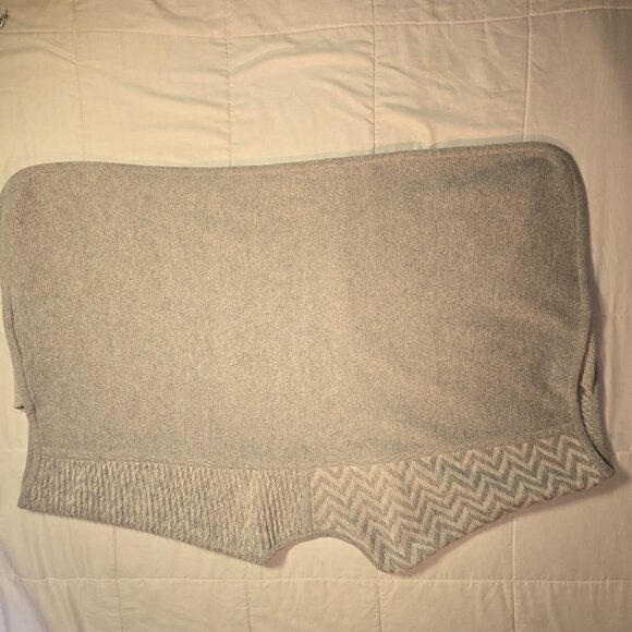 Club Monaco Wool Blend Oversized Poncho Cardigan – Grey Patchwork Knit – M/L - Picture 7 of 7